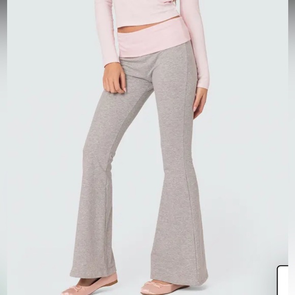 Edikted Pants - Brand new never worn edikted pink and grey fold over flared yoga pants